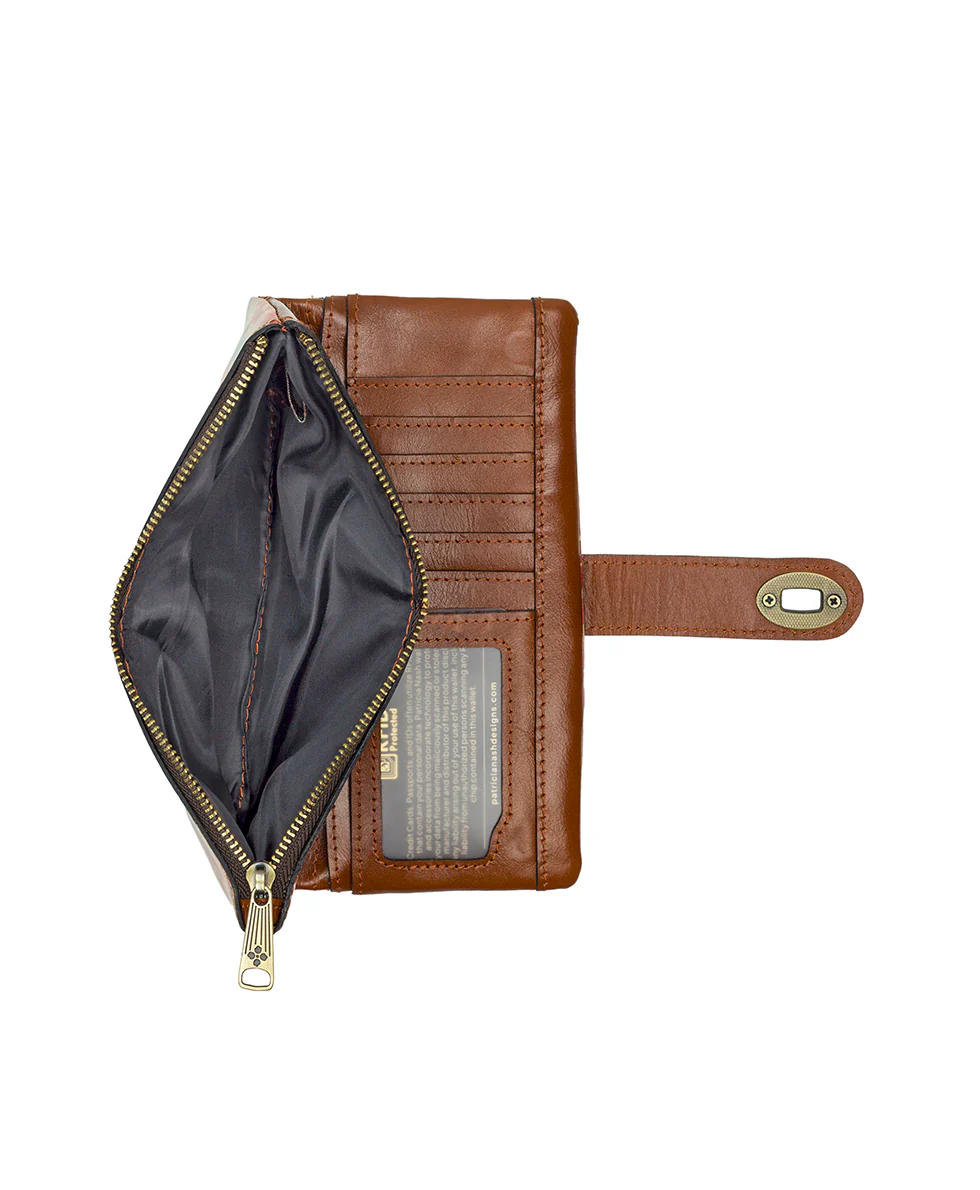 Annesley Wristlet - French Hydrangeas - Image 4