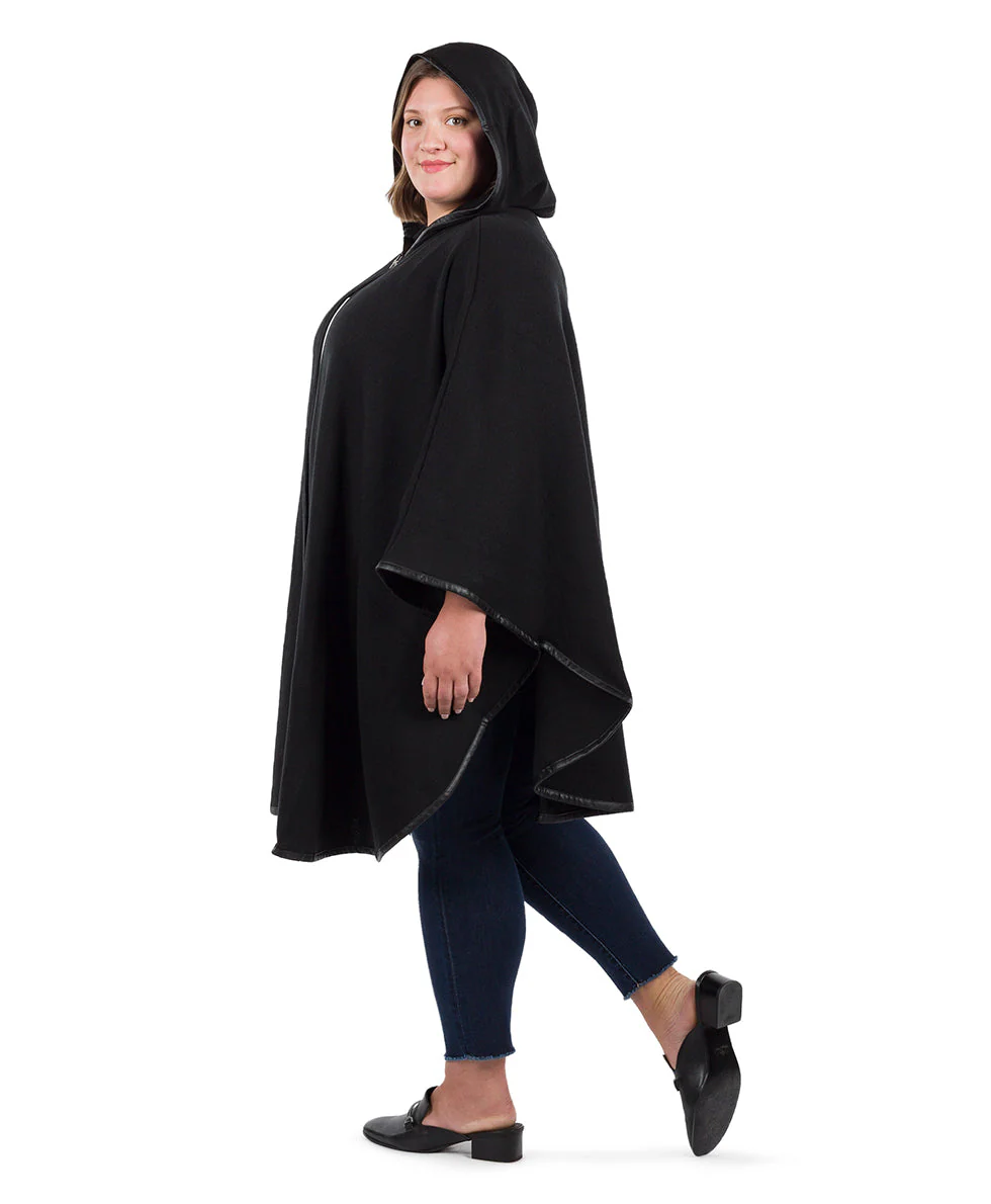 Hooded Cape with Clasp - Vintage - Image 10