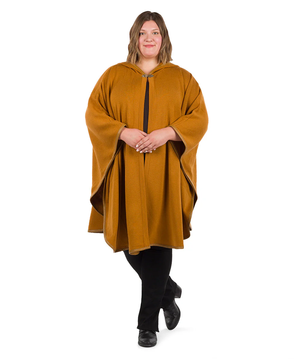 Hooded Cape with Clasp - Vintage - Image 18