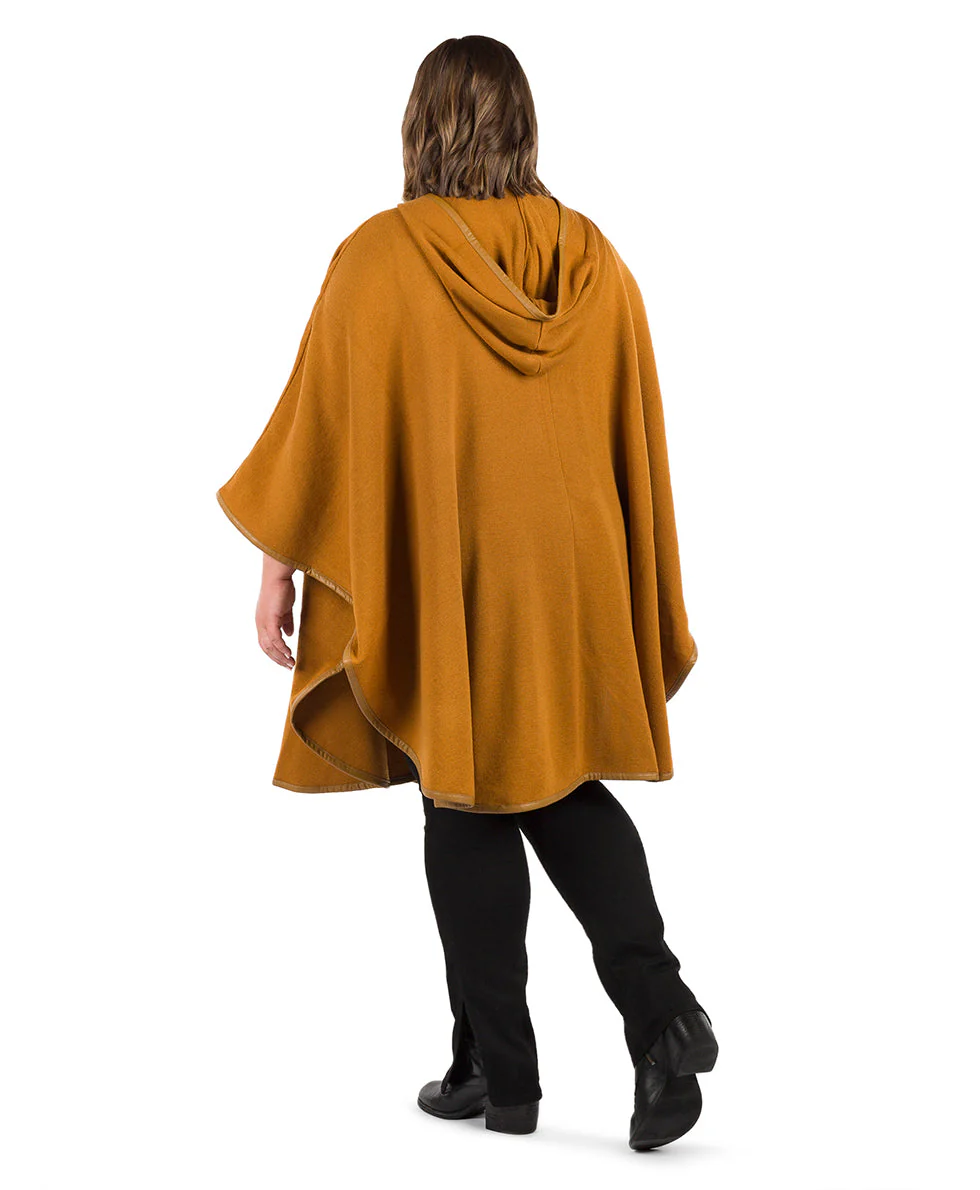Hooded Cape with Clasp - Vintage - Image 19