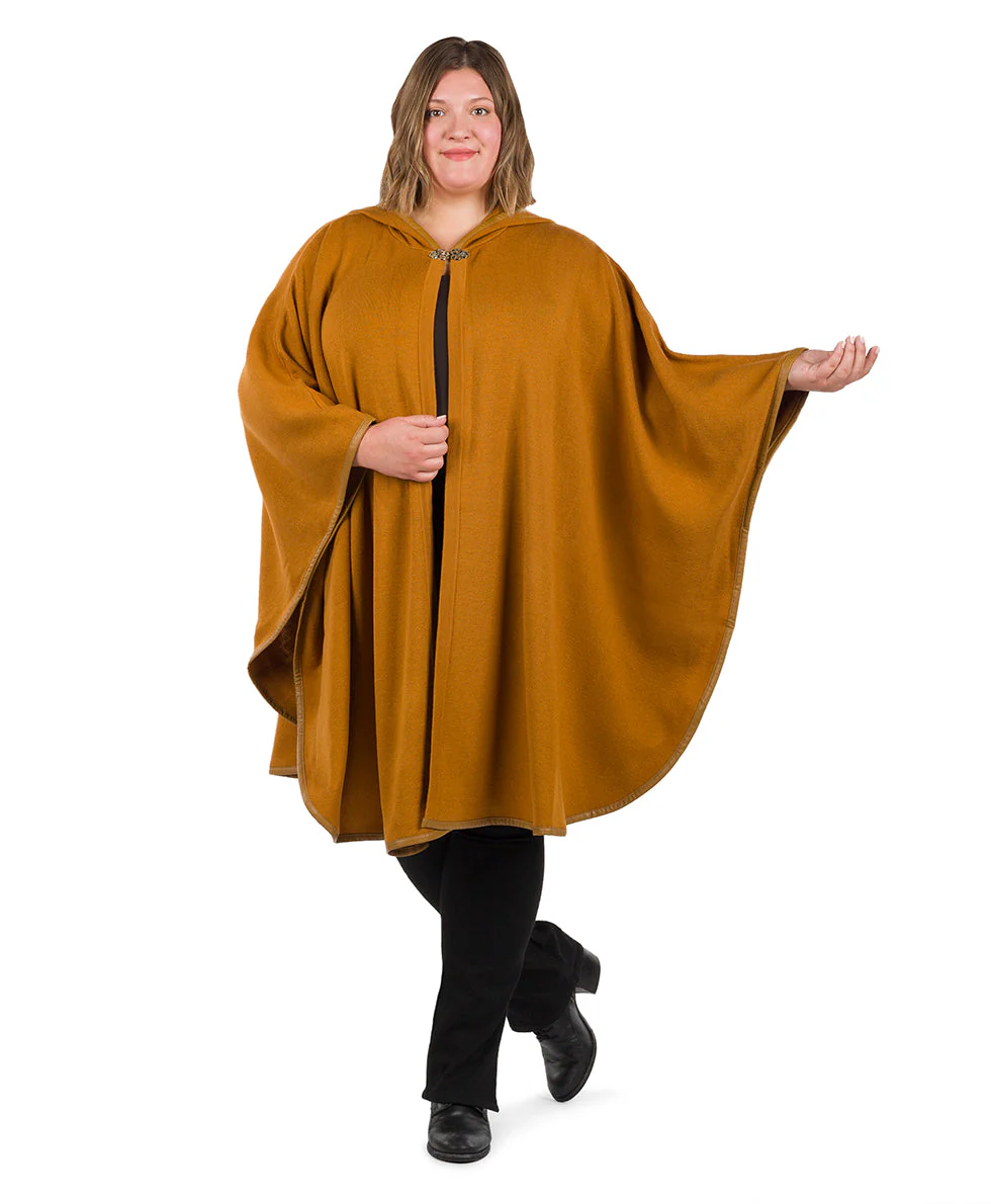 Hooded Cape with Clasp - Vintage - Image 21