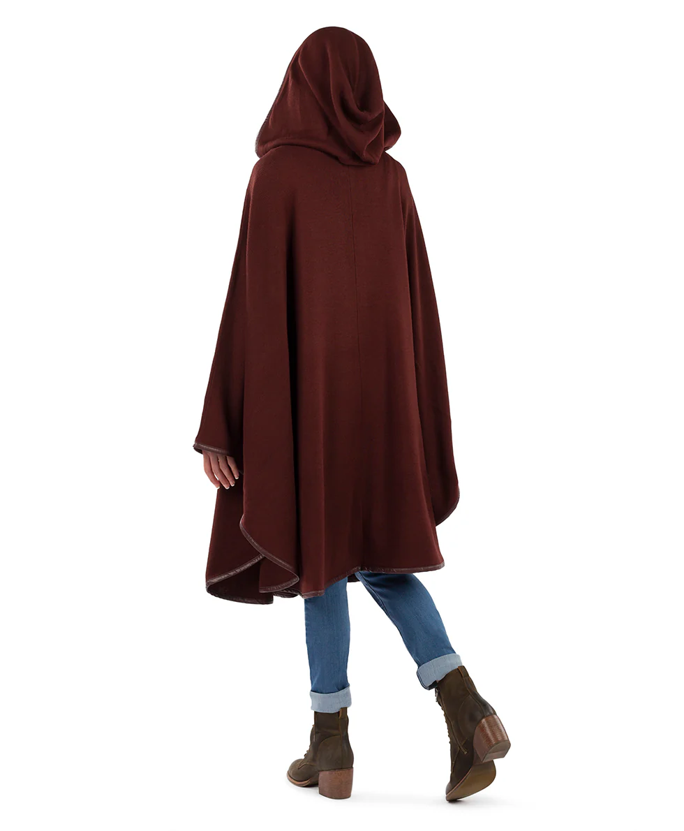 Hooded Cape with Clasp - Vintage - Image 27