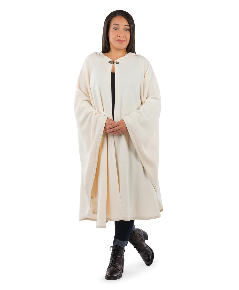 Hooded Cape with Clasp - Vintage - Image 41
