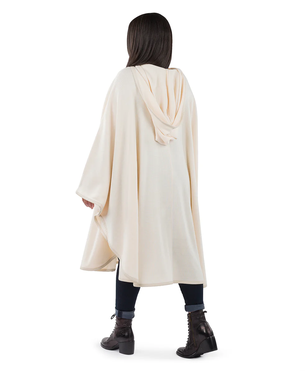 Hooded Cape with Clasp - Vintage - Image 42