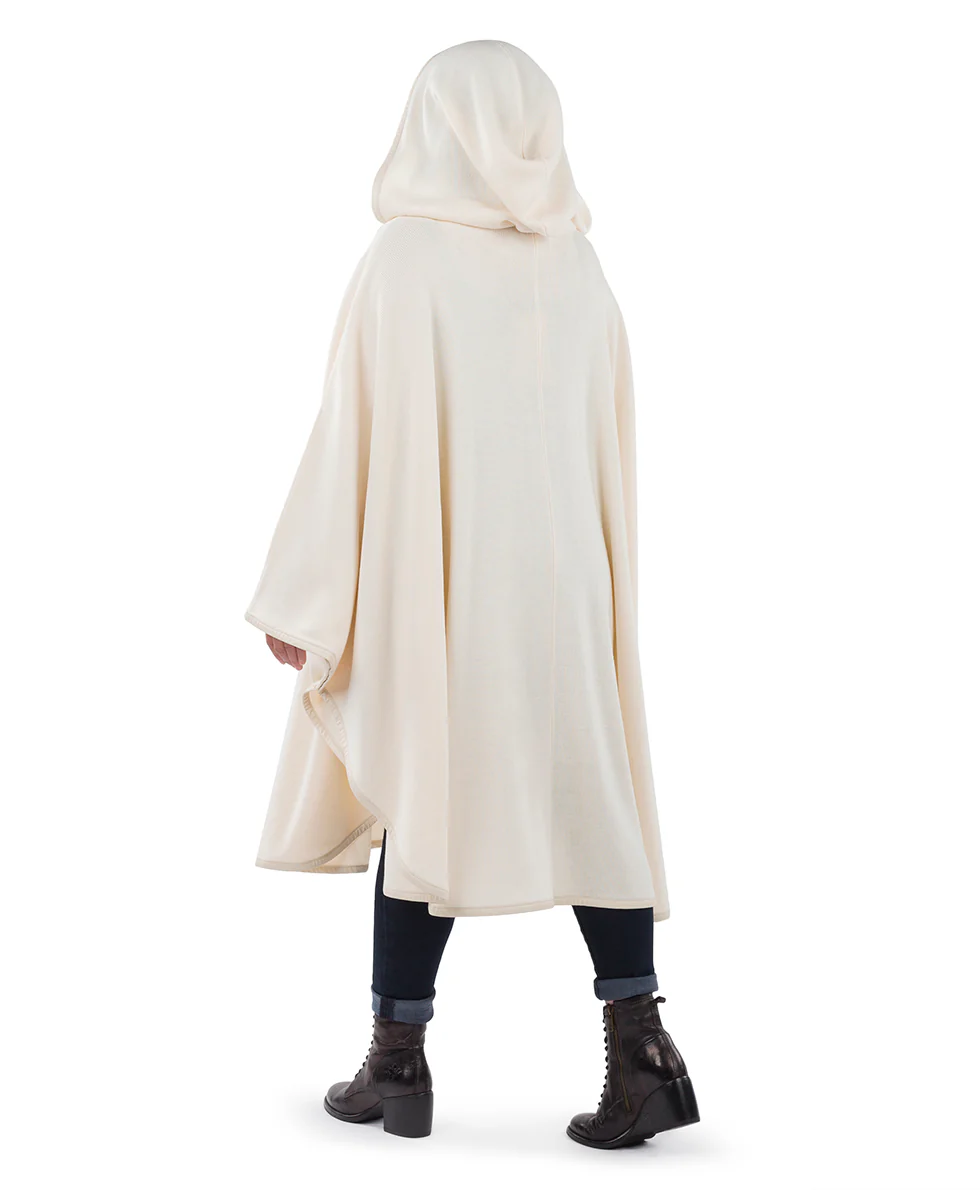 Hooded Cape with Clasp - Vintage - Image 43