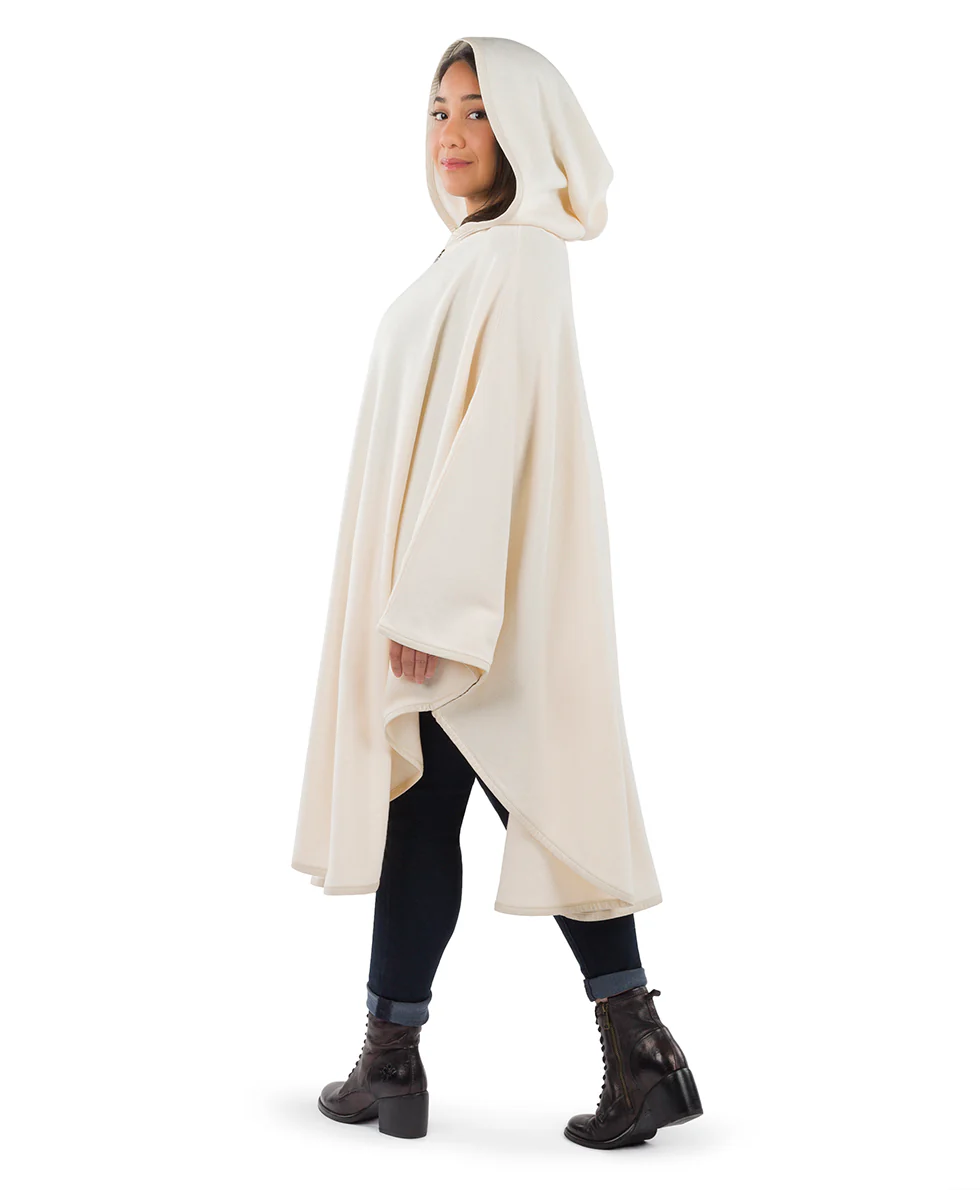 Hooded Cape with Clasp - Vintage - Image 45