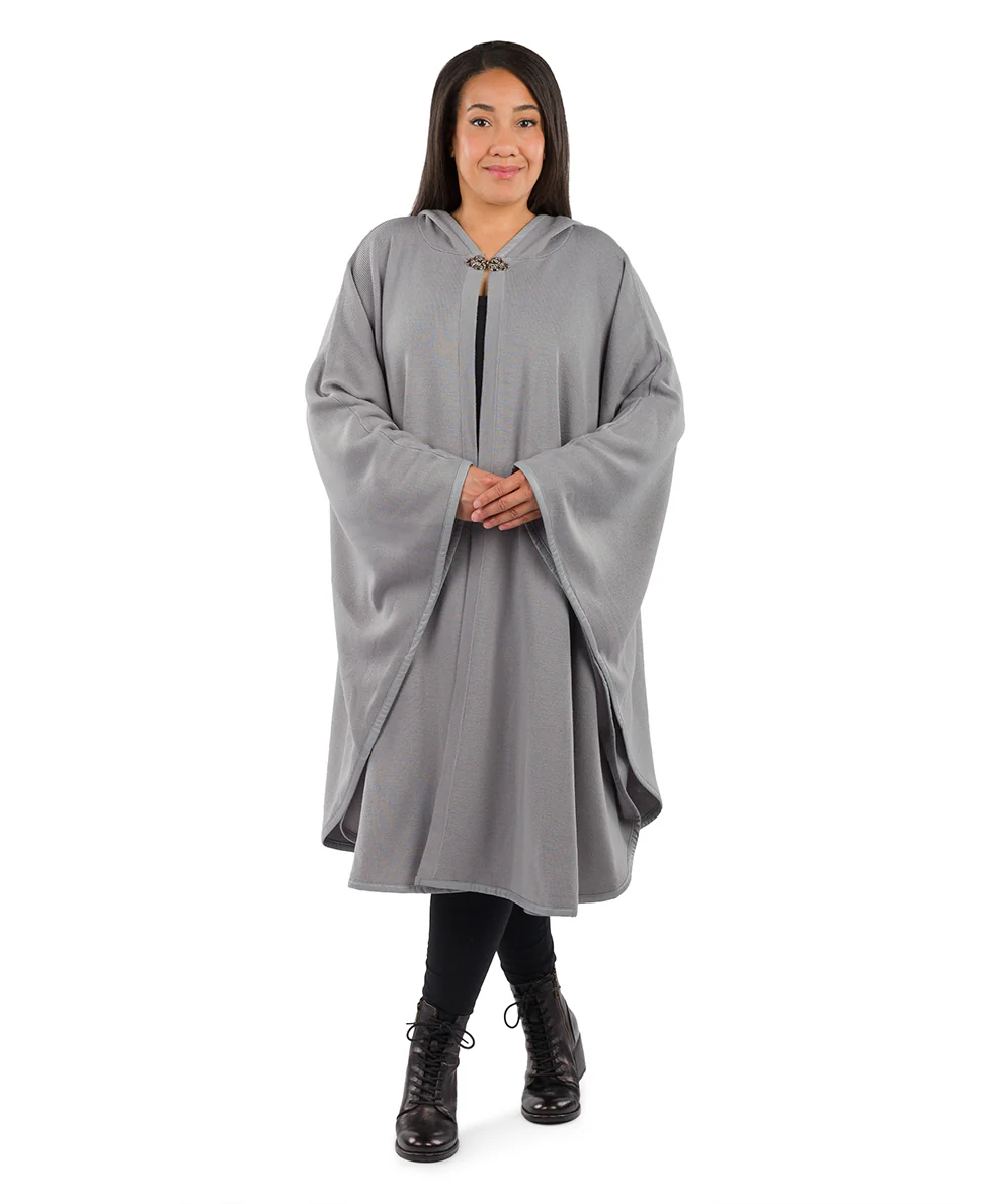 Hooded Cape with Clasp - Vintage - Image 52