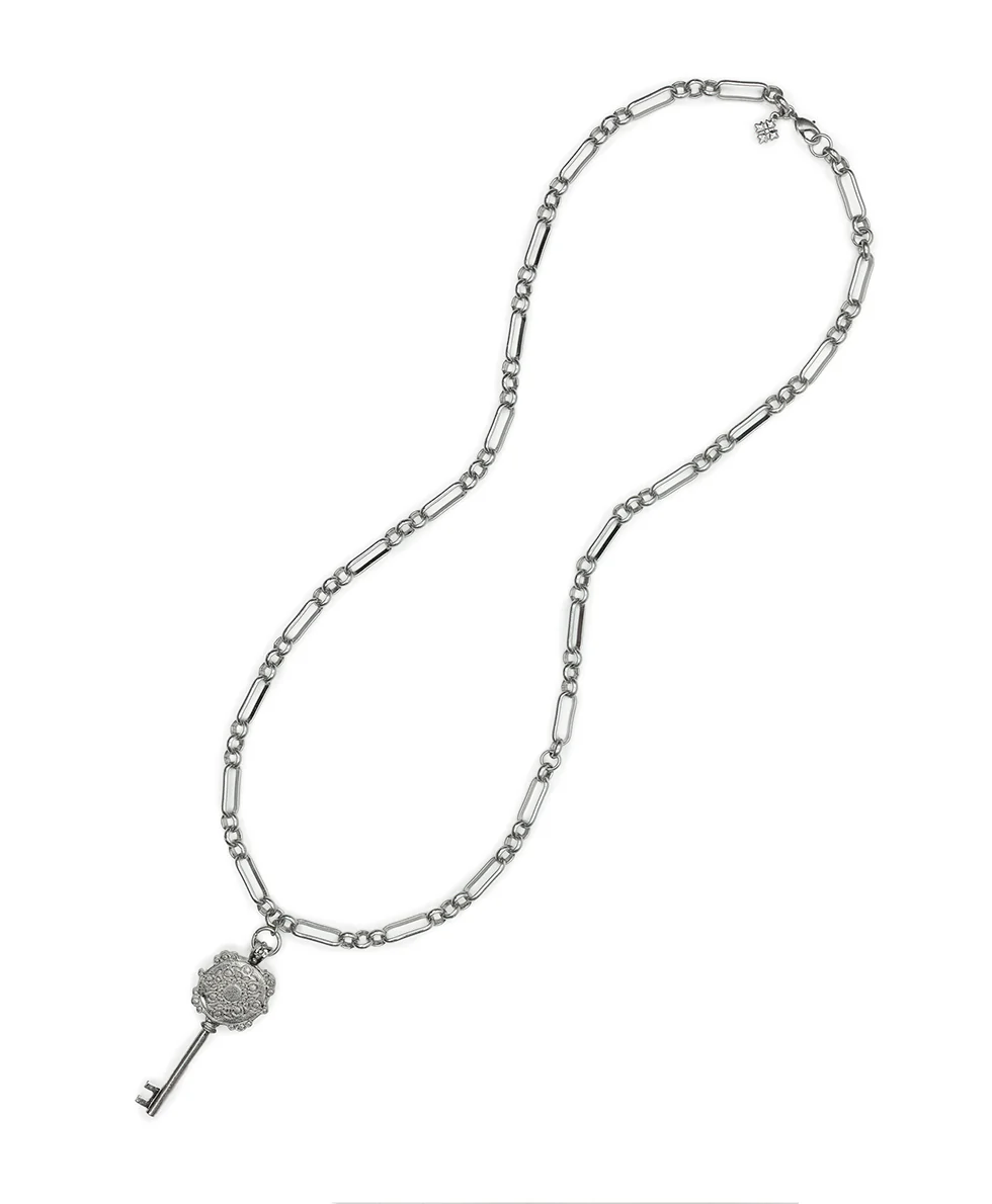 Long Key Pendant - Byzantine - Image 4
