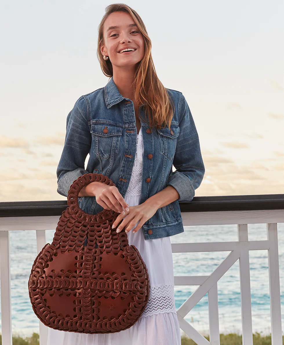 Pisticci Flapover Crossbody Bag - Chainlink Leather - Image 17
